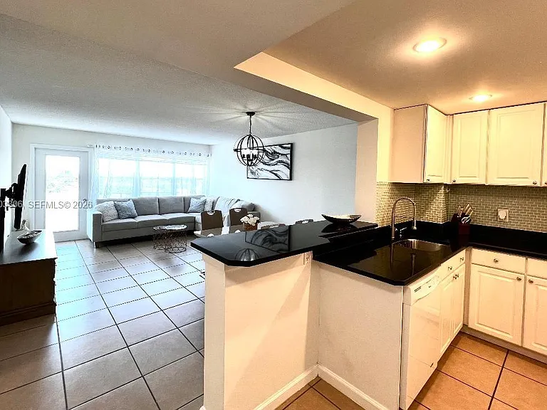401 Golden Isles Dr #1011 — Photo 13