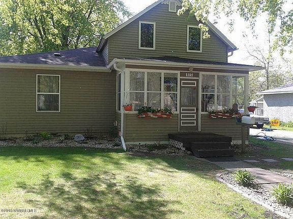 2nd image of 815 Arnold Ave N