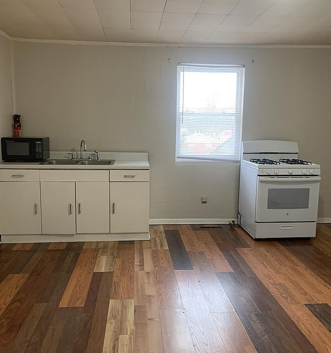 212 Washington Apartments Stanton, KY Zillow