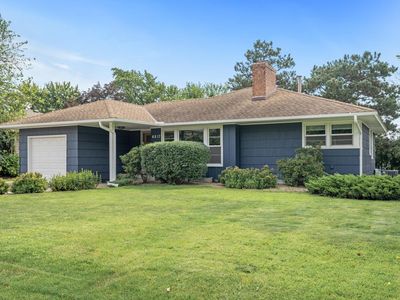 6817 Cedar Lake Rd S, Minneapolis, MN, 55426