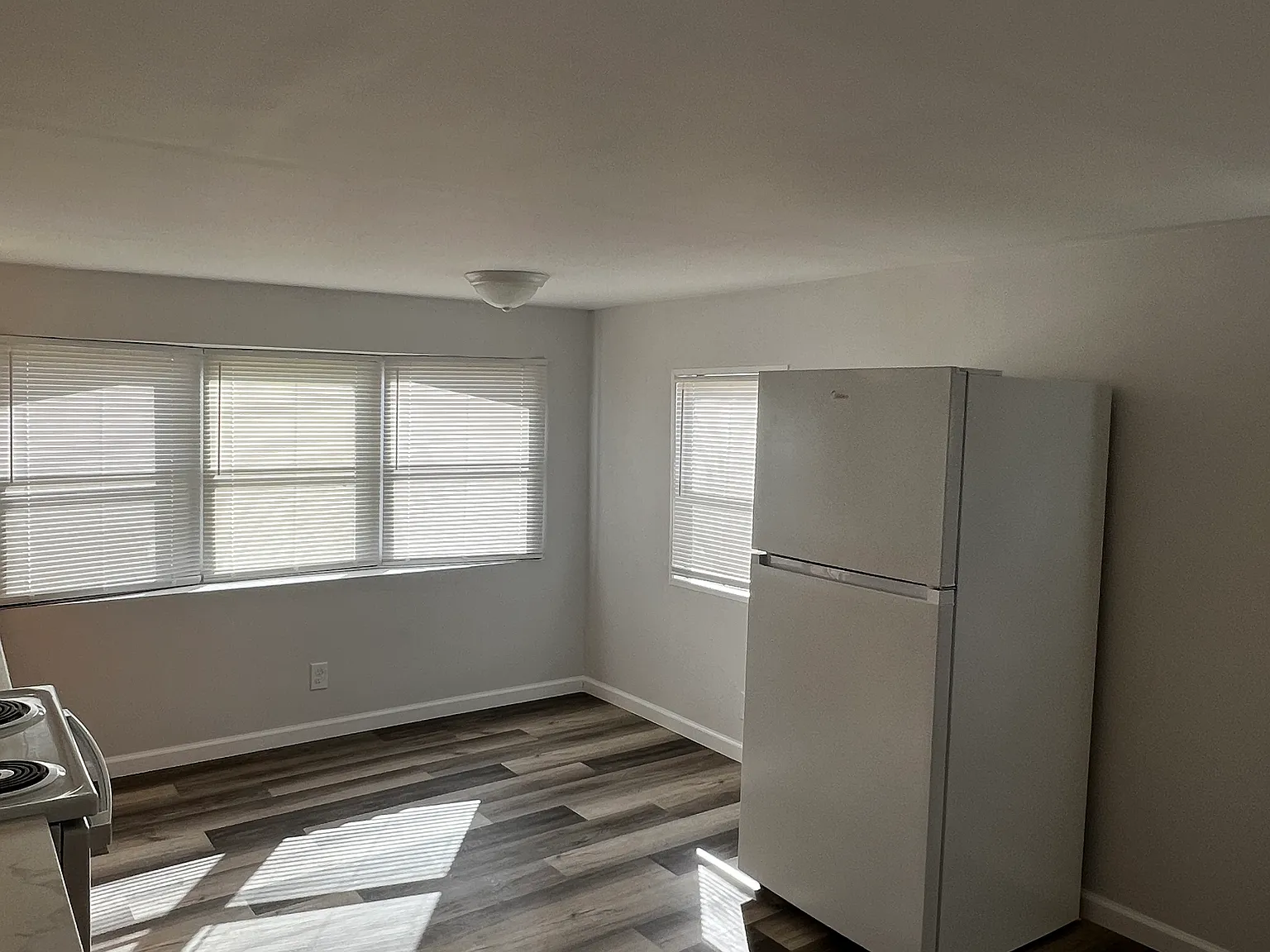 2 bed, $720 — Photo 3