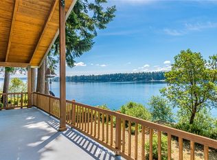 100 E Stadium Ln, Grapeview, WA 98546