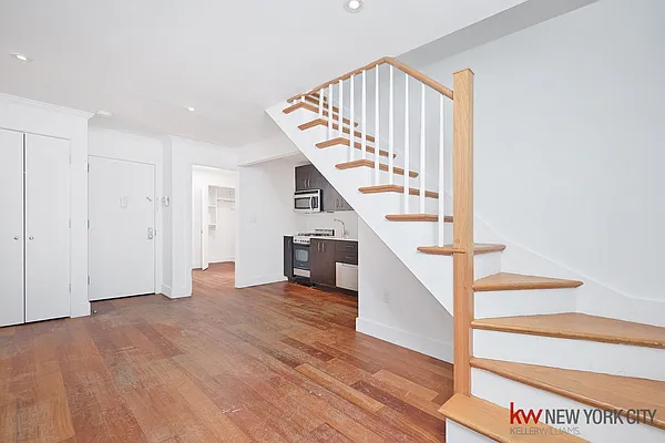 Rented by Keller Williams NYC | media 17