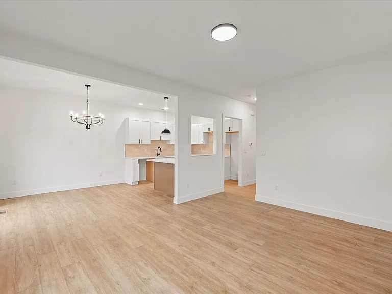 3708 Lighthouse Pointe — Photo 12