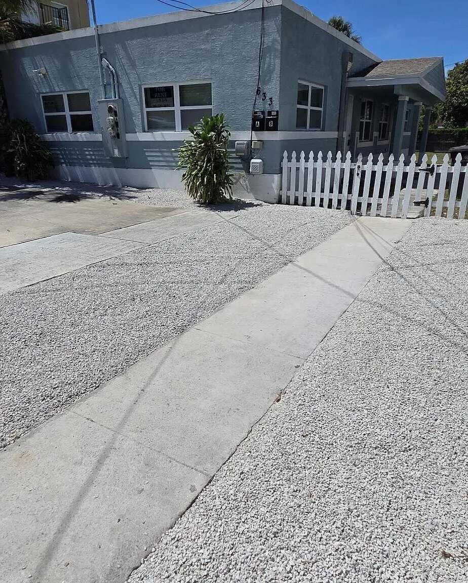 2 bed, 2.0 bath, 1432 sqft, $2,000 — Photo 1