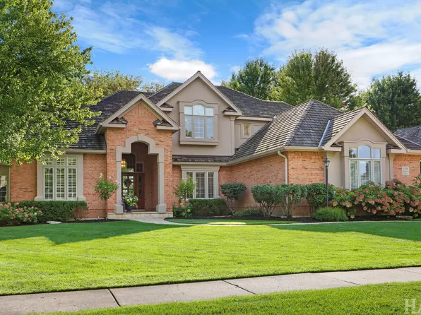 1508 Elderberry Dr, Libertyville, IL 60048