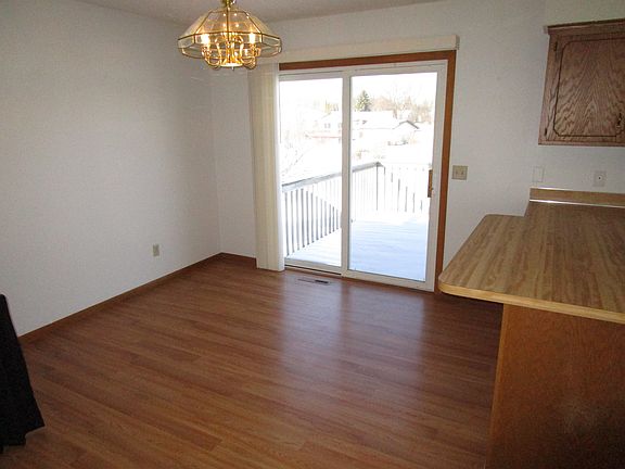 3rd image of 4548 W 135th St