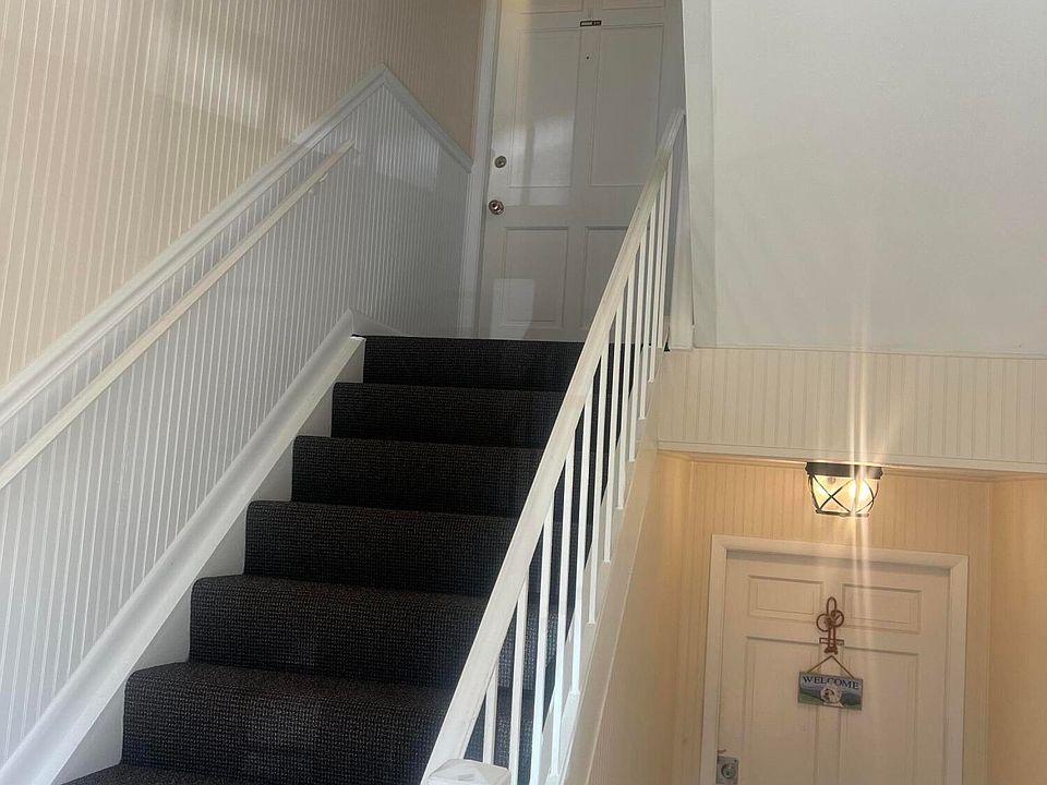 2nd image of 4313 PLAZA GATE Lane S #201