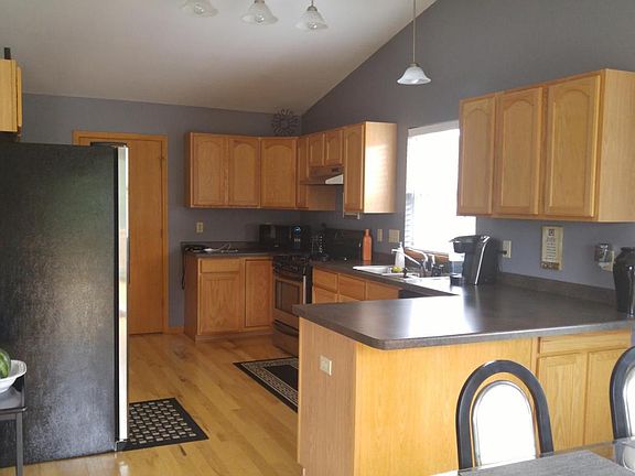 4th image of 1190 Orchard Cir