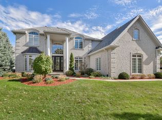 1175 Radford Dr, Aurora, IL 60502