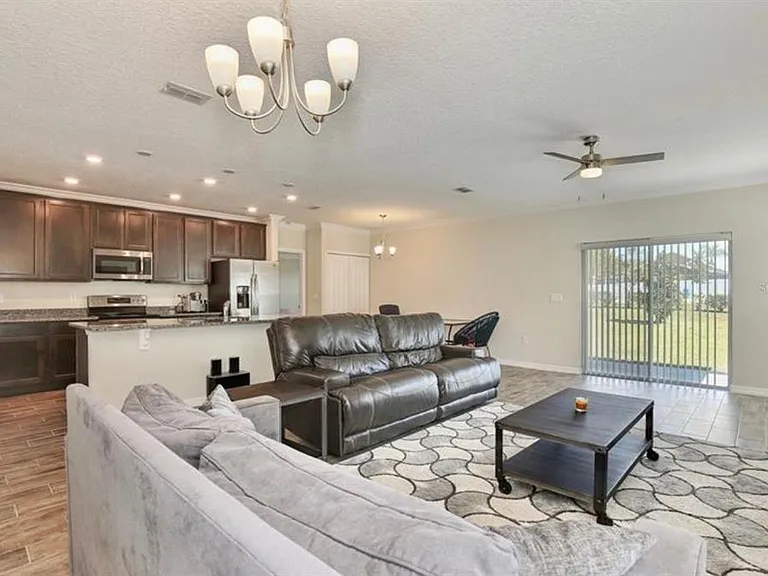 492 Pinecrest Loop — Photo 8