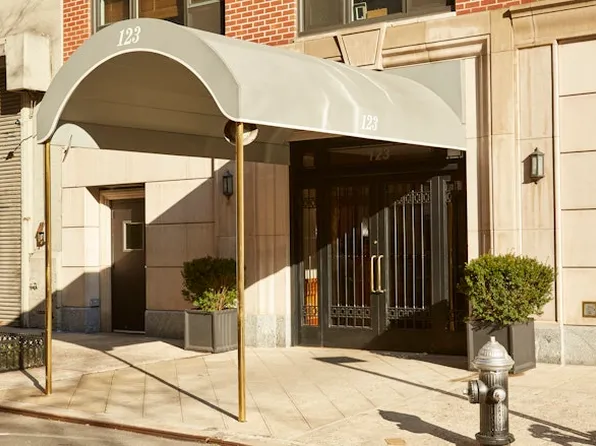 123 East 75th Street image 4 of 4