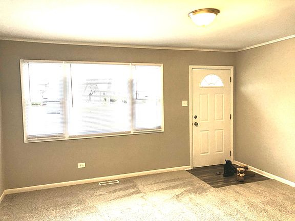 2nd image of 525 Hickok Ave
