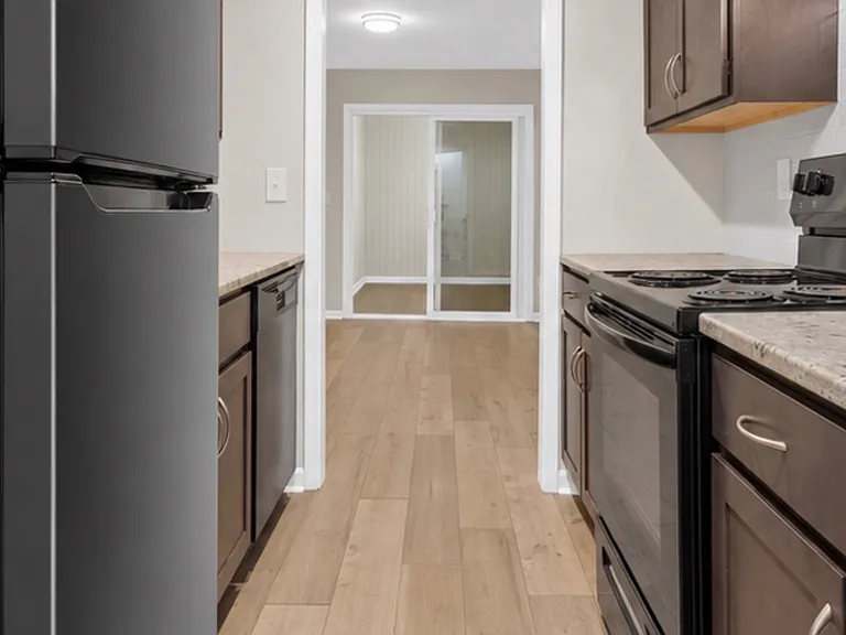 1166 Booth Rd SW #407 — Photo 4