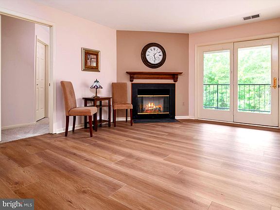 2nd image of 803 Coxswain Way Unit 304