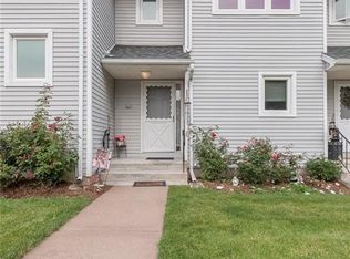 19 Oak Ridge Dr #19, Windsor Locks, CT 06096