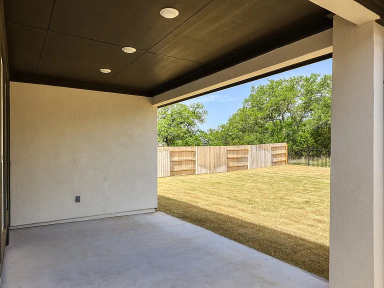 182 Yarbrough Dr — Photo 23