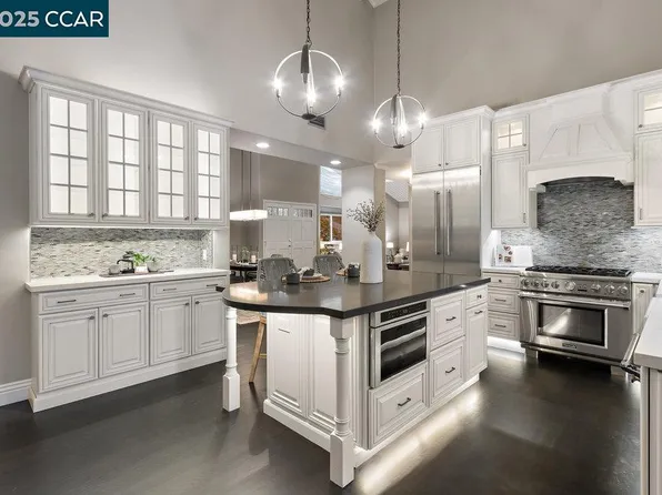 1910 Morello Ave, Pleasant Hill, CA 94523