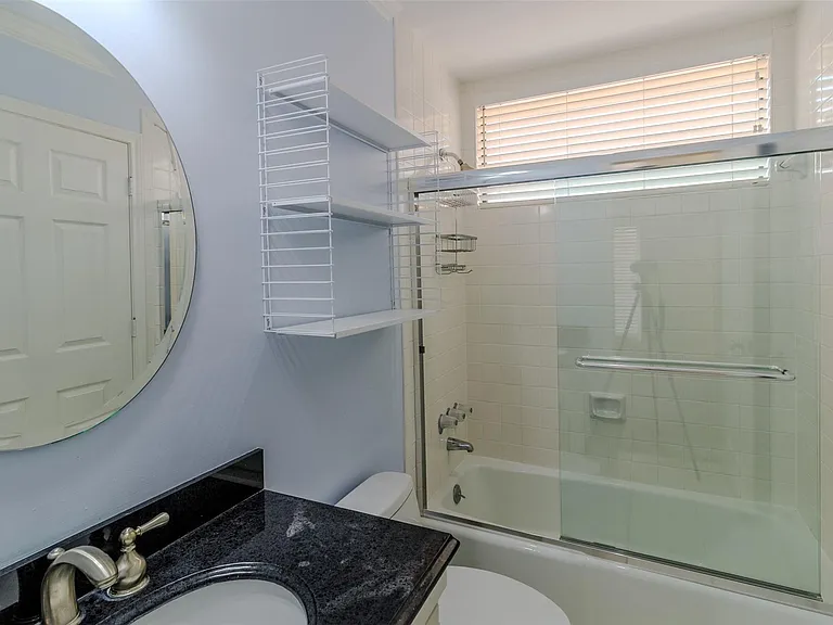 4520 Glenwick Ln — Photo 22