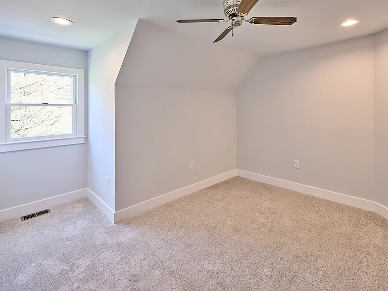 4325 Lehnenberg Rd — Photo 20