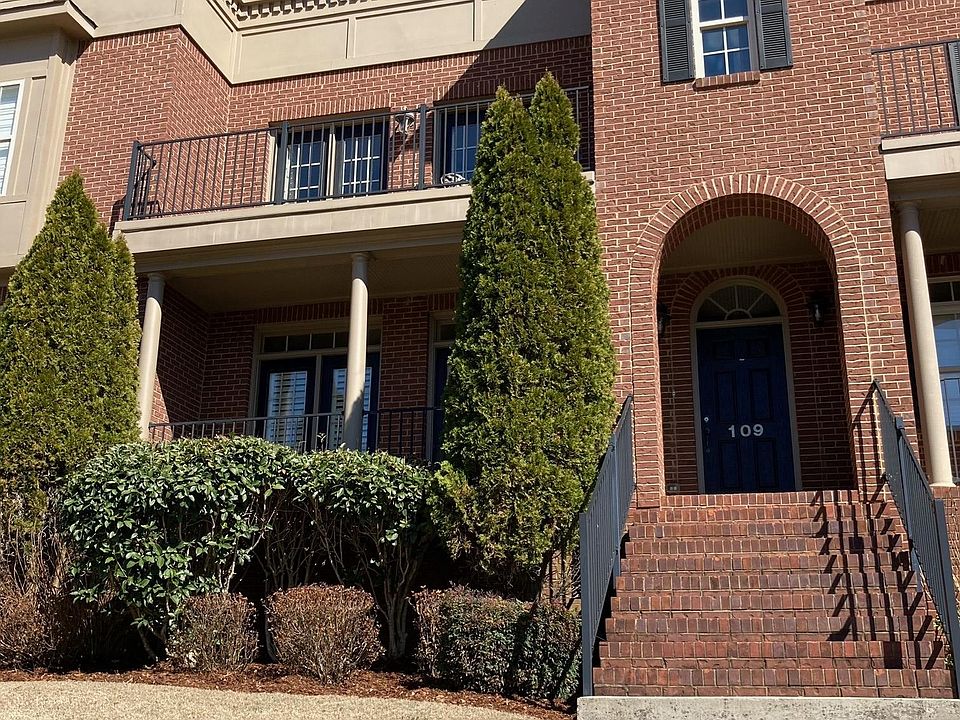 1st image of 109 Grove Park Ln