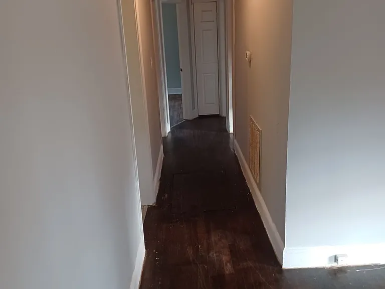 511 Houston St — Photo 11