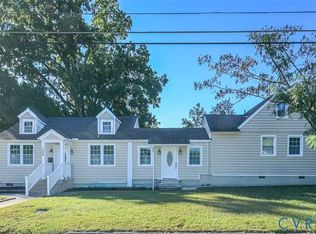 135 W Westover Ave, Colonial Heights, VA 23834