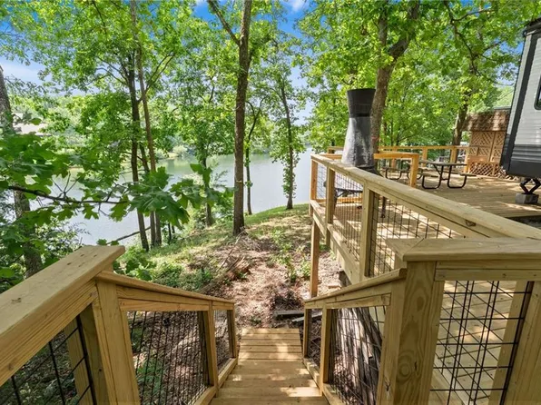 91 Magnificent Way, Cleveland, GA 30528