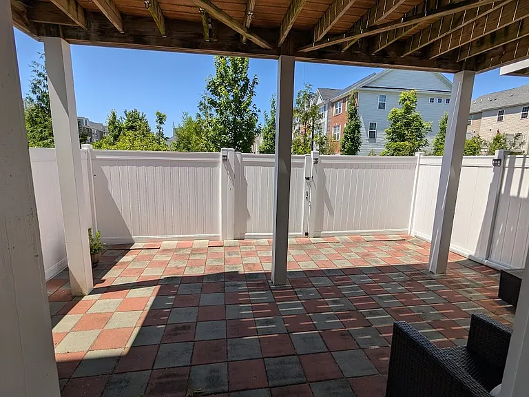 7821 Taggart Ct — Photo 19