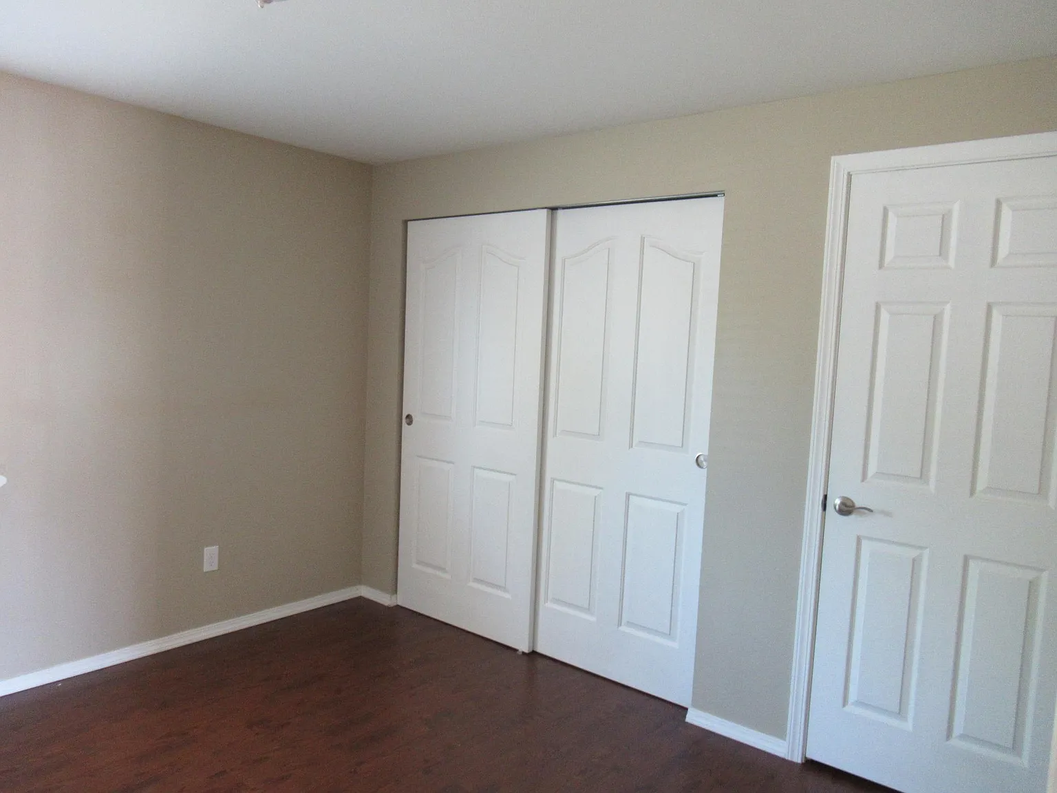 1 bed, 560 sqft, $1,550 — Photo 3