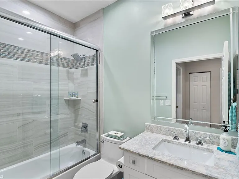 1540 Clermont Dr #103 — Photo 18