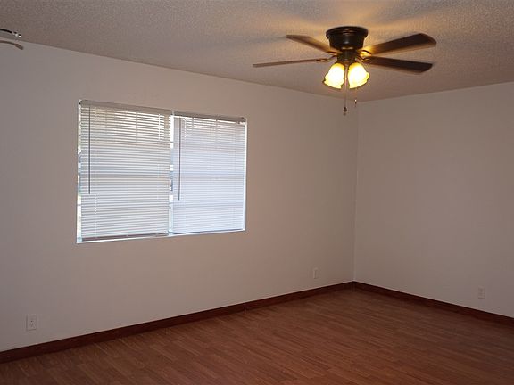 4th image of 2324 Avenue B