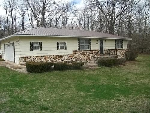 1st image of 100 Topaz Ln