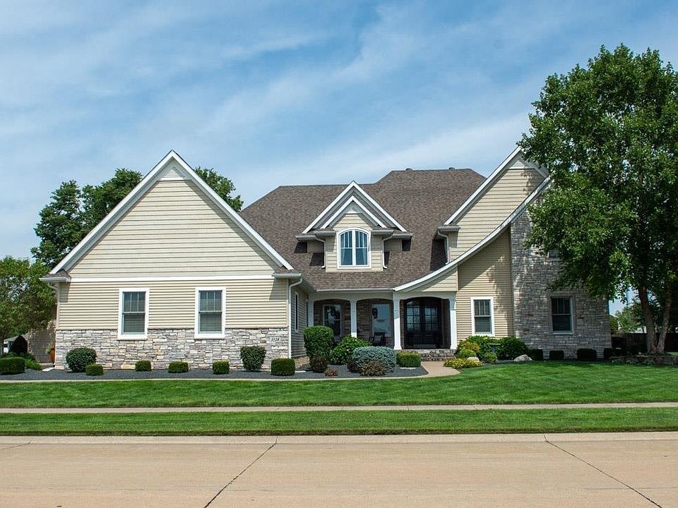 2128 12th St, Camanche, IA 52730 Zillow