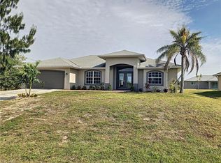 4133 NE 15th Pl, Cape Coral, FL 33909