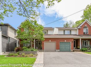 473 Cole Ave, Ottawa, ON K2A2B1