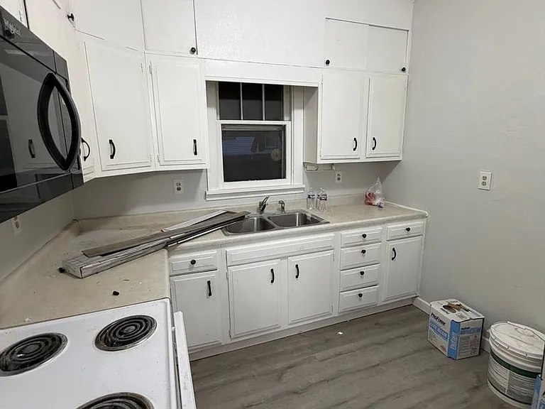 623 S Willow Ave — Photo 5