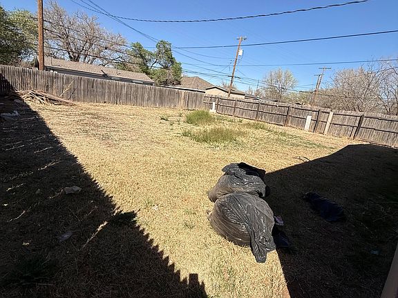 2nd image of 5608 46th St