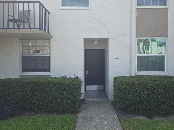 108 Clocktower Dr #60, Brandon, FL 33510