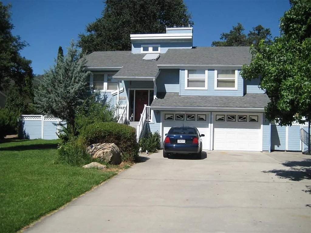 40524 Goldside Dr photo 1