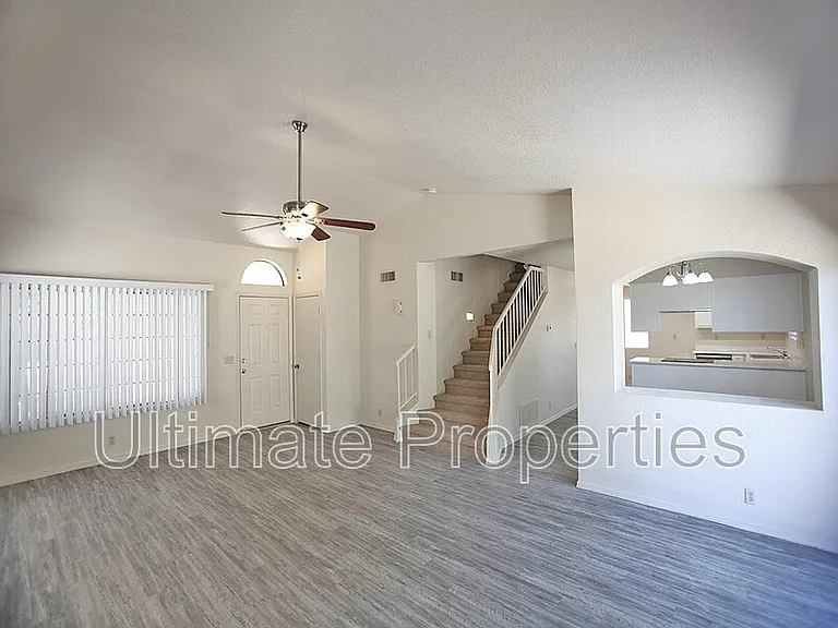 4645 N 99th Dr — Photo 3