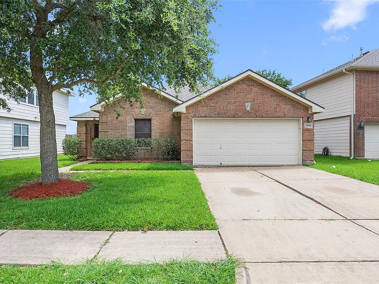 3639 John Hancock Ln — Photo 1