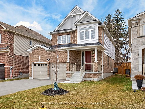 2nd image of 10 Forman St