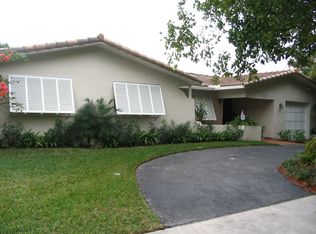 10260 SW 19th St, Miami, FL 33165