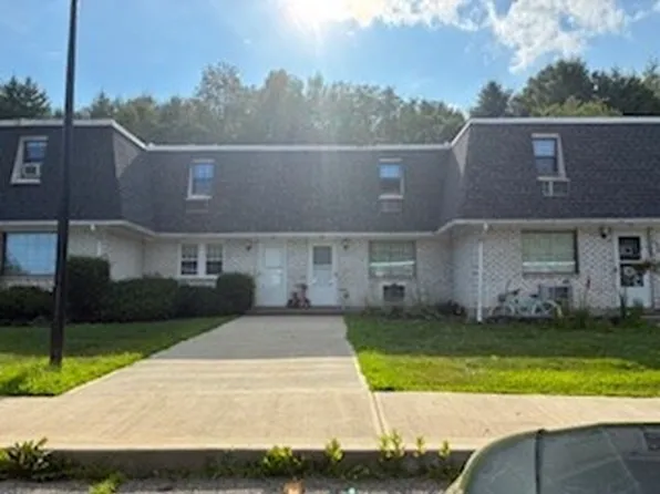 34 Princeton Ter #B, Greenfield, MA 01301
