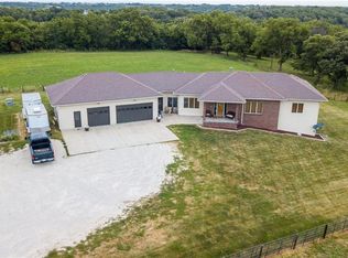 1522 169 Hwy, Winterset, IA 50273