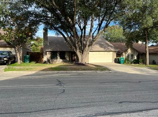 11206 Forest Smt, Live Oak, TX 78233