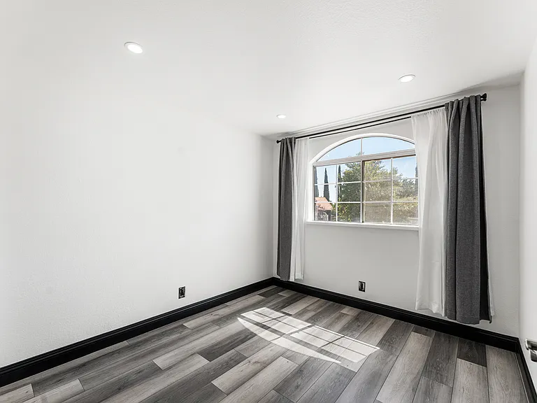 43721 Yaffa St — Photo 13