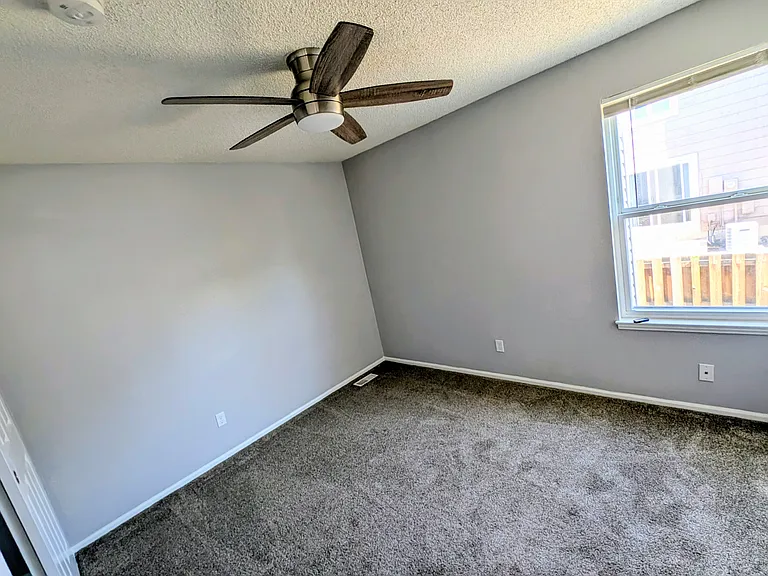 5725 W 71st Ave — Photo 8