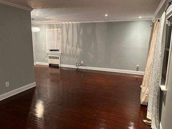Living Area/Dining Room